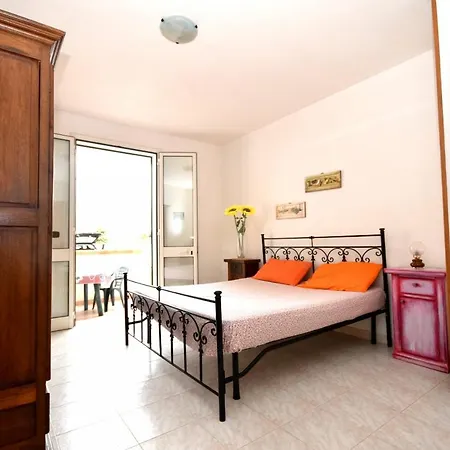 Apartment Yourbanflat Eolo B3 *